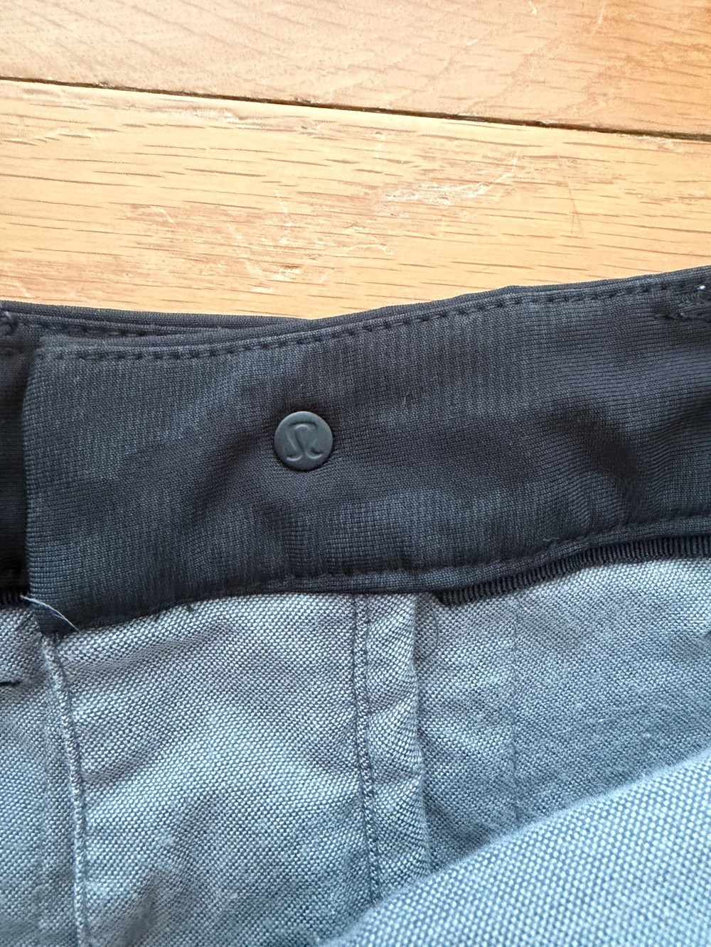 Lululemon Men’s Commission Golf Travel Shorts Size 32 - Picture 9 of 9